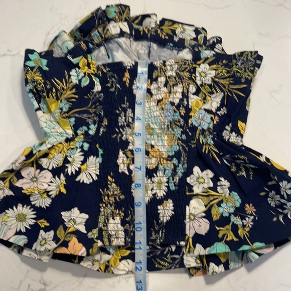 🦋 Ruffled tube top with peplum - Picture 12 of 12